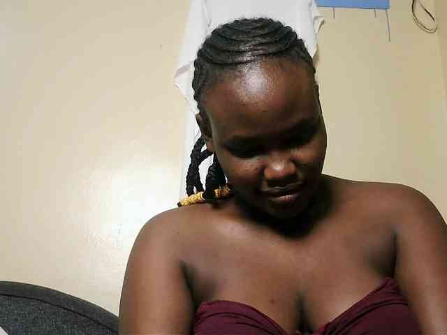 Horny-nasty-bitch webcam