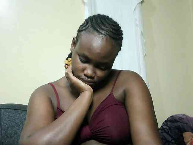 Horny-nasty-bitch webcam