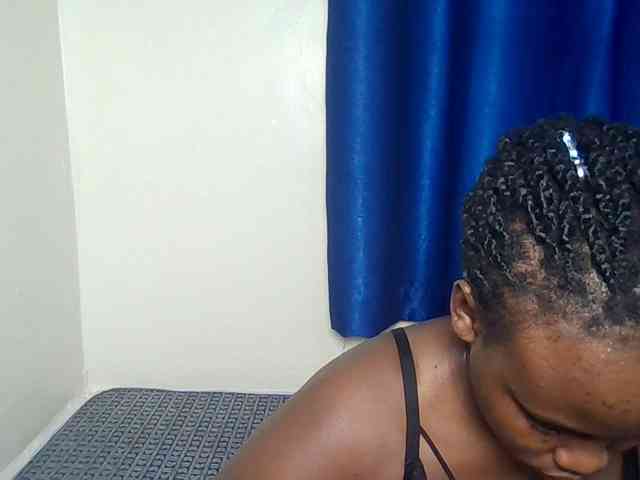 Horny-nasty-bitch webcam