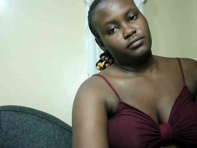 Horny-nasty-bitch webcam