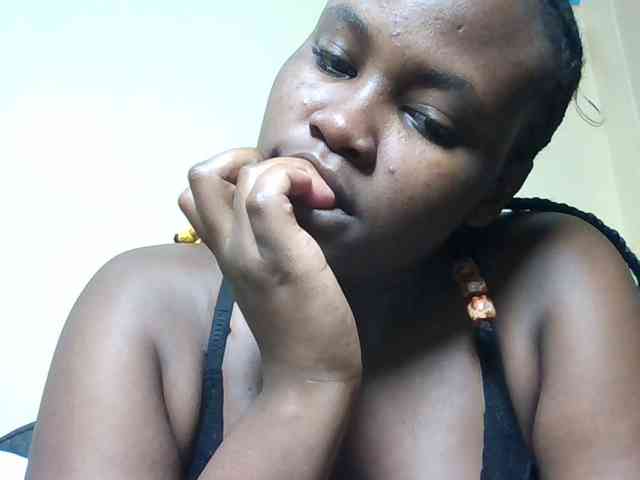 Horny-nasty-bitch webcam