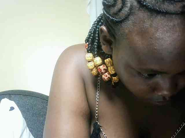 Horny-nasty-bitch webcam