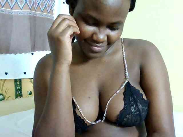 Horny-nasty-bitch webcam