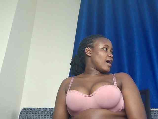 Horny-nasty-bitch webcam