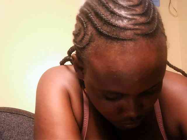 Horny-nasty-bitch webcam