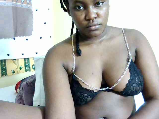 Horny-nasty-bitch webcam