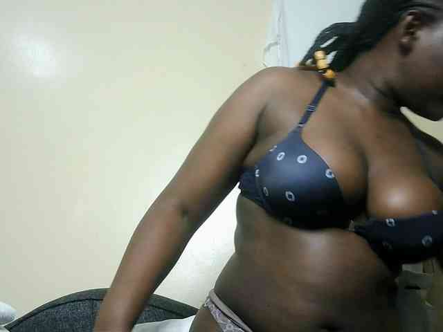 Horny-nasty-bitch webcam