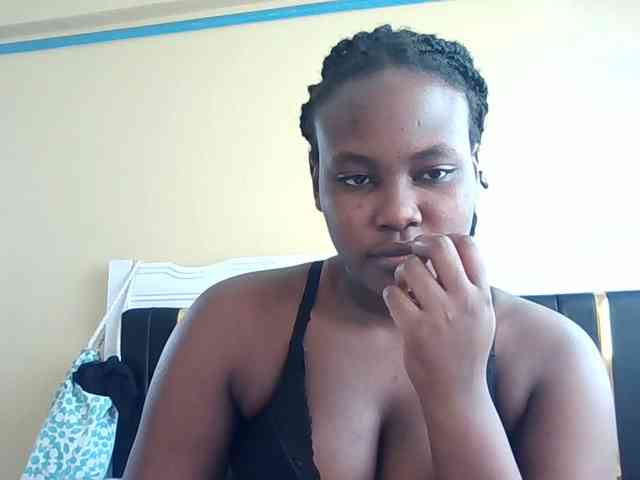 Horny-nasty-bitch webcam