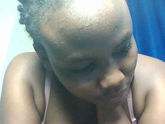 Horny-nasty-bitch webcam