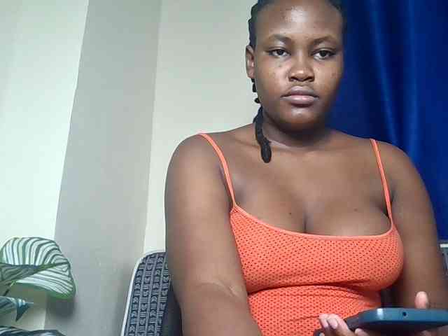 Horny-nasty-bitch webcam