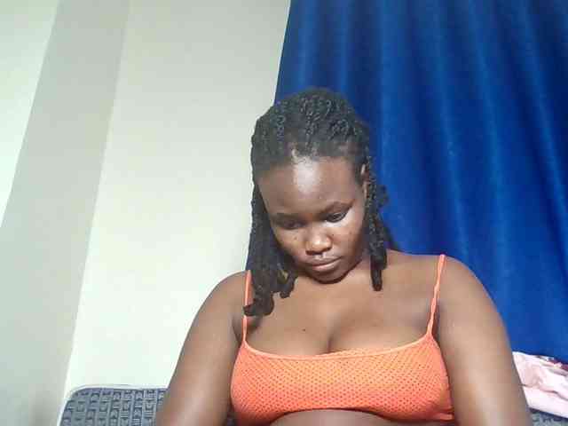 Horny-nasty-bitch webcam