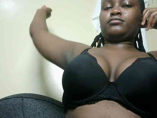 Horny-nasty-bitch webcam