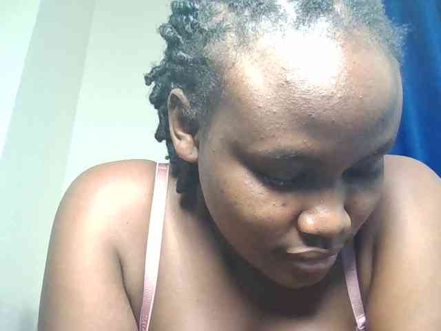 Horny-nasty-bitch webcam