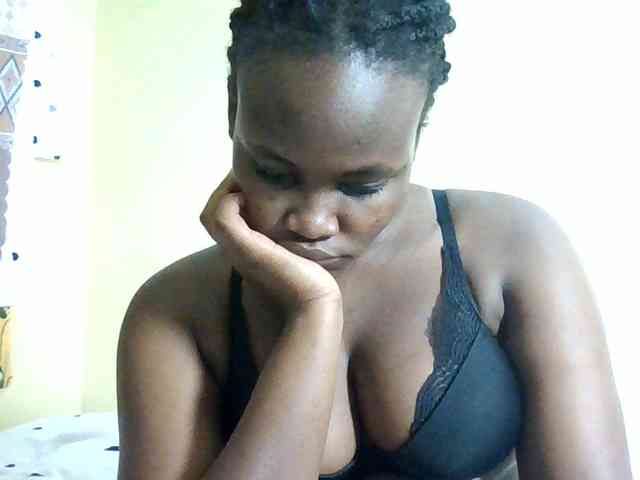 Horny-nasty-bitch webcam