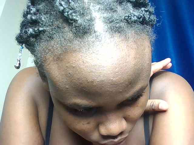 Horny-nasty-bitch webcam