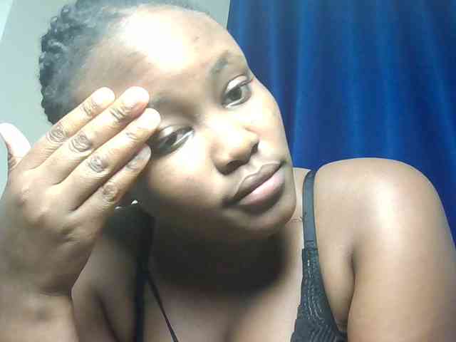 Horny-nasty-bitch webcam