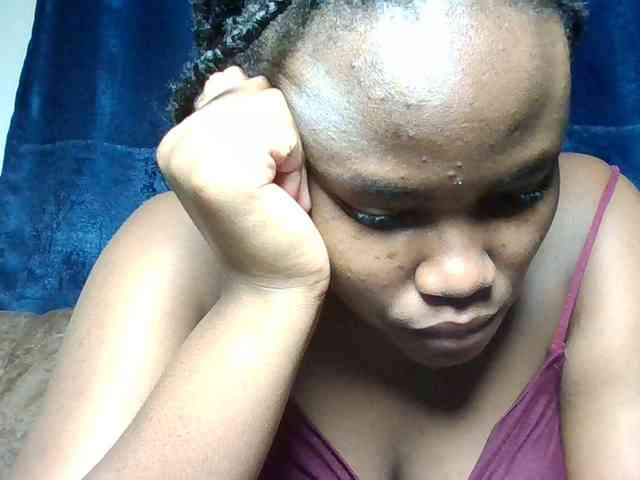 Horny-nasty-bitch webcam