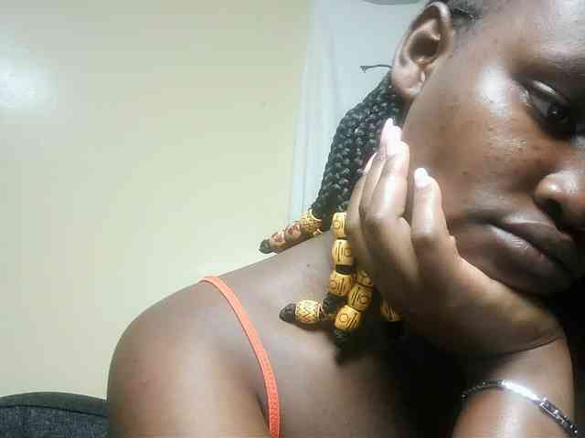 Horny-nasty-bitch webcam