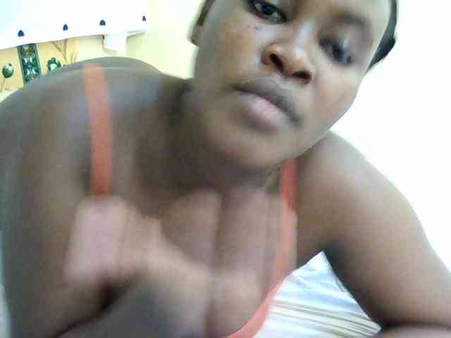 Horny-nasty-bitch webcam