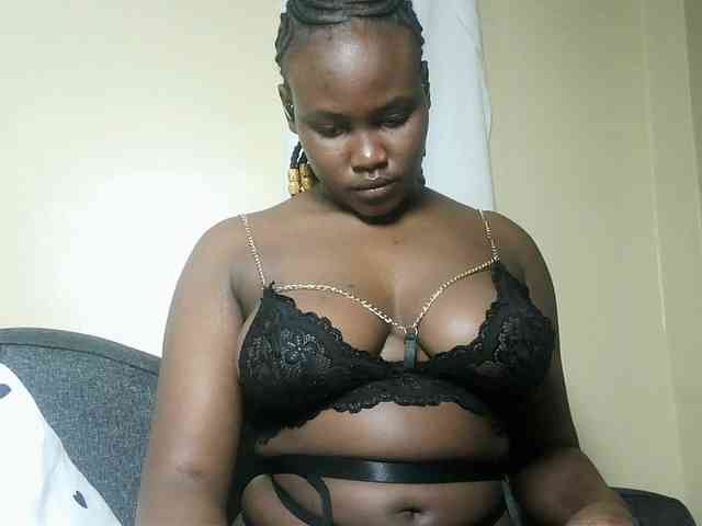 Horny-nasty-bitch webcam