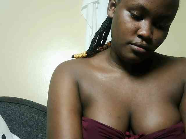 Horny-nasty-bitch webcam