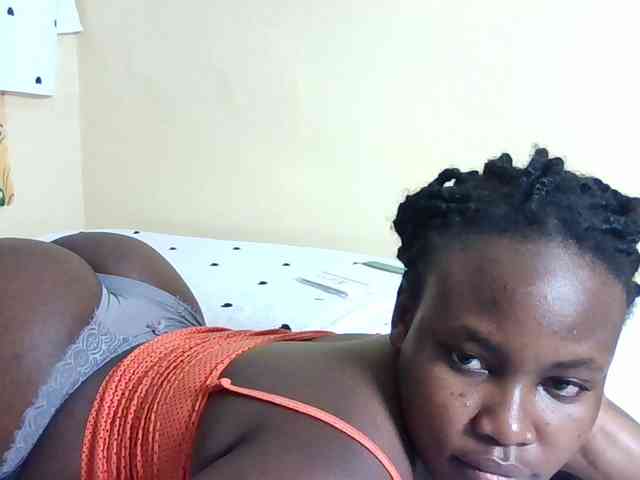 Horny-nasty-bitch webcam