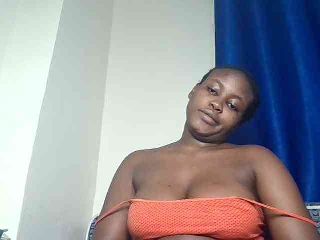 Horny-nasty-bitch webcam