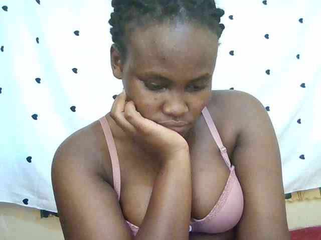 Horny-nasty-bitch webcam