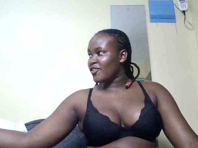 Horny-nasty-bitch webcam