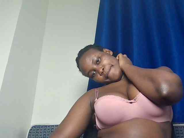 Horny-nasty-bitch webcam