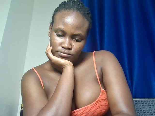 Horny-nasty-bitch webcam