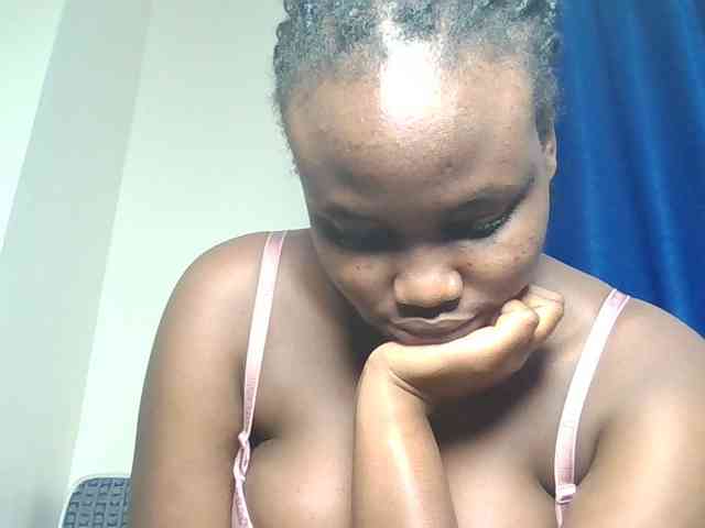 Horny-nasty-bitch webcam