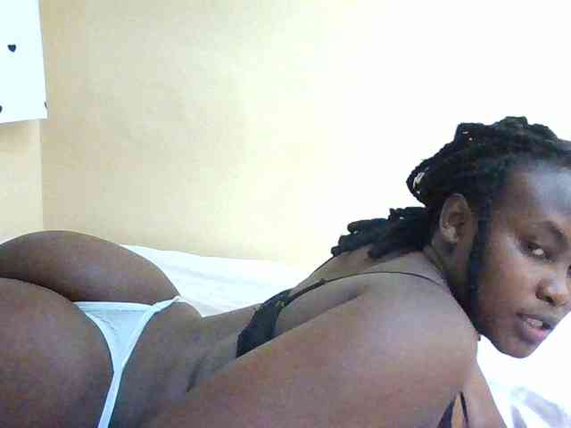 Horny-nasty-bitch webcam