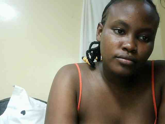 Horny-nasty-bitch webcam