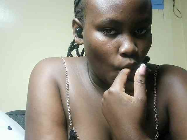 Horny-nasty-bitch webcam