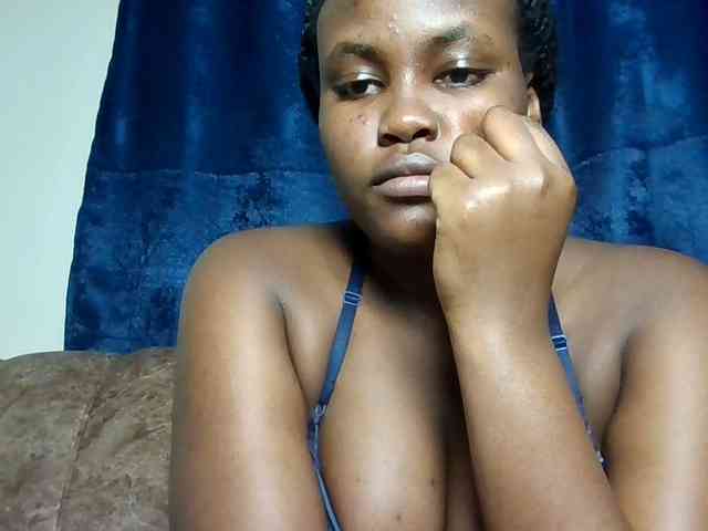 Horny-nasty-bitch webcam