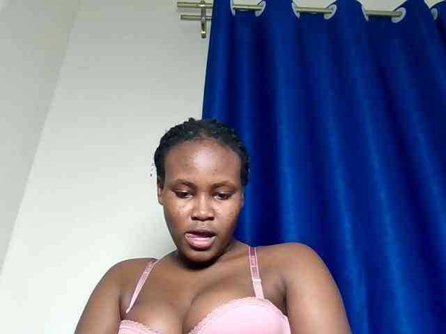 Horny-nasty-bitch webcam