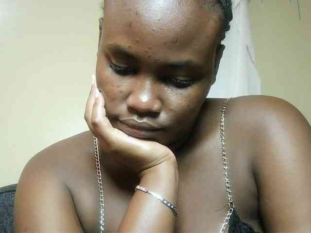 Horny-nasty-bitch webcam