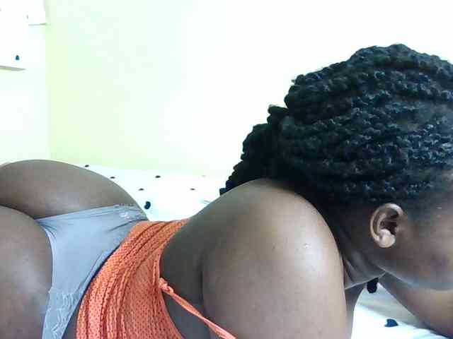 Horny-nasty-bitch webcam