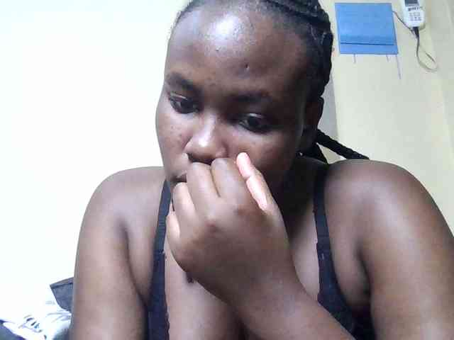 Horny-nasty-bitch webcam