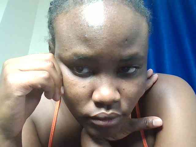 Horny-nasty-bitch webcam