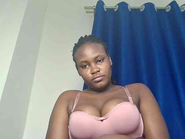 Horny-nasty-bitch webcam