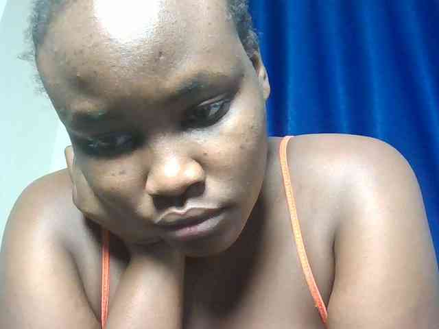 Horny-nasty-bitch webcam