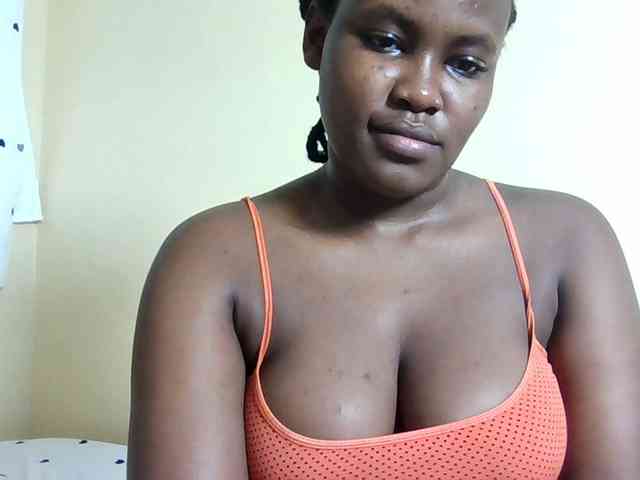 Horny-nasty-bitch webcam