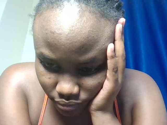 Horny-nasty-bitch webcam