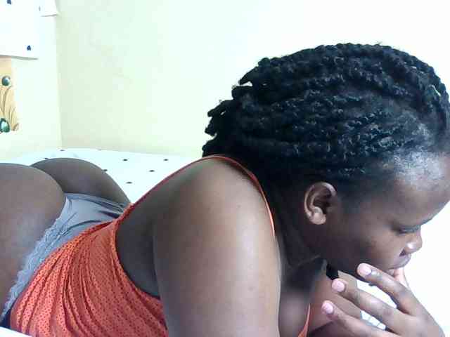 Horny-nasty-bitch webcam