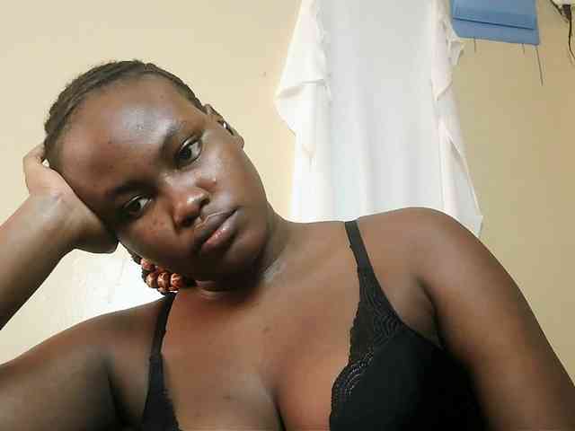 Horny-nasty-bitch webcam