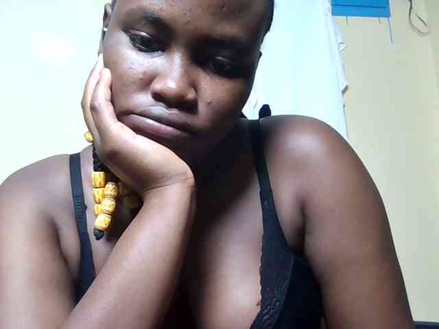 Horny-nasty-bitch webcam