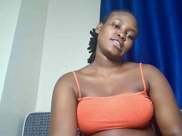 Horny-nasty-bitch webcam