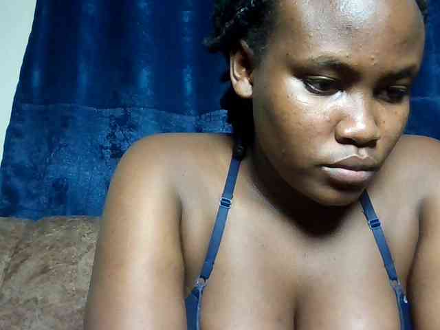 Horny-nasty-bitch webcam